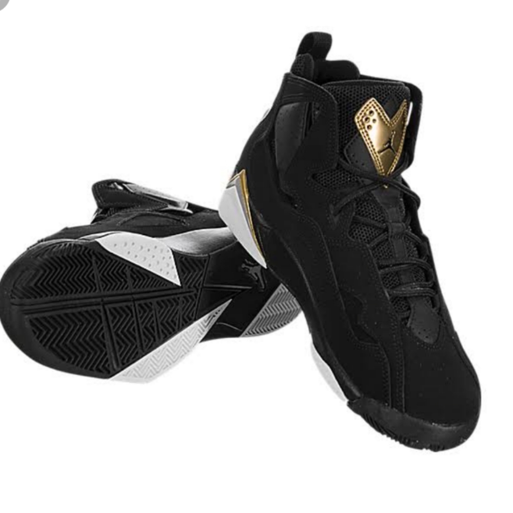 Boy's Jordan size 4y